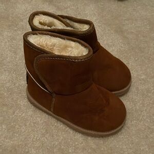 Brown Suede Fur-Lined Boots